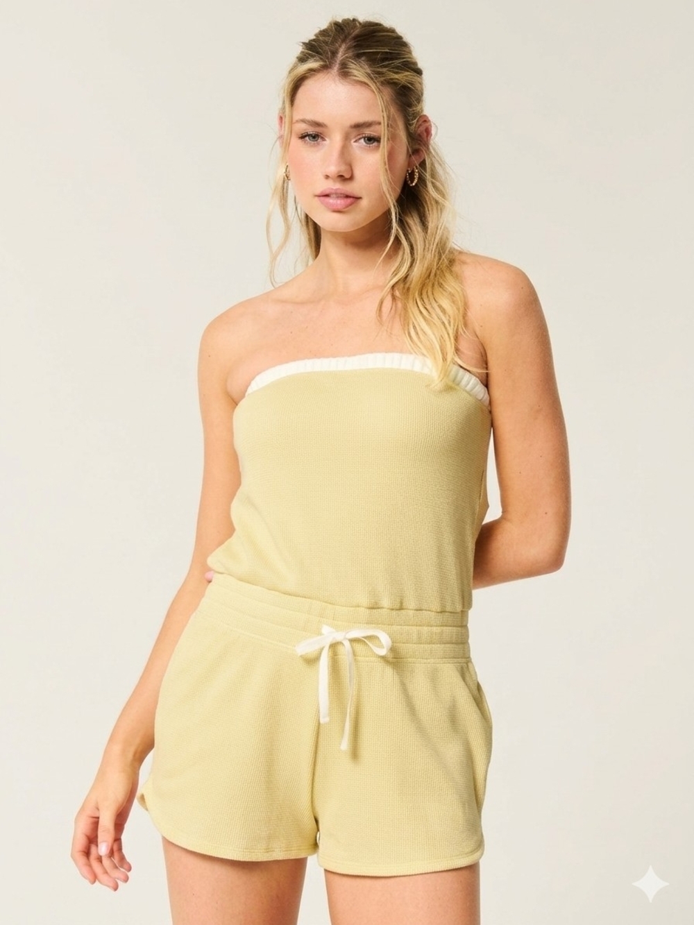 Gilly Hicks strapless Ribbed Romper in Light Yellow, Size X-Small. NWT